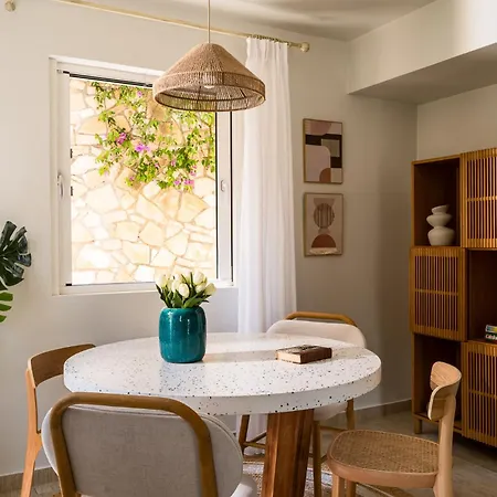 Muscalas By Konnect, 200m From The Βίλα