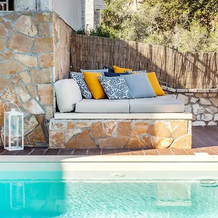 Muscalas By Konnect, 200m From The Villa