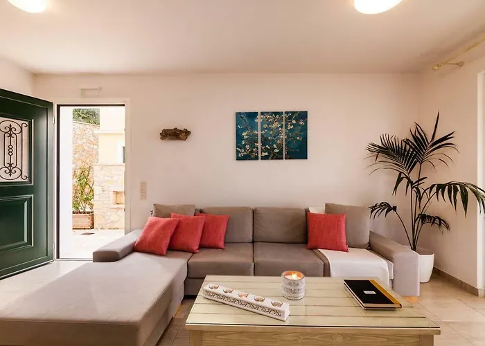 Muscalas By Konnect, 200m From The * Λάκκα
